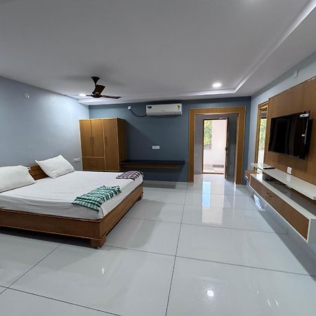 Yanam Resorts Exteriér fotografie