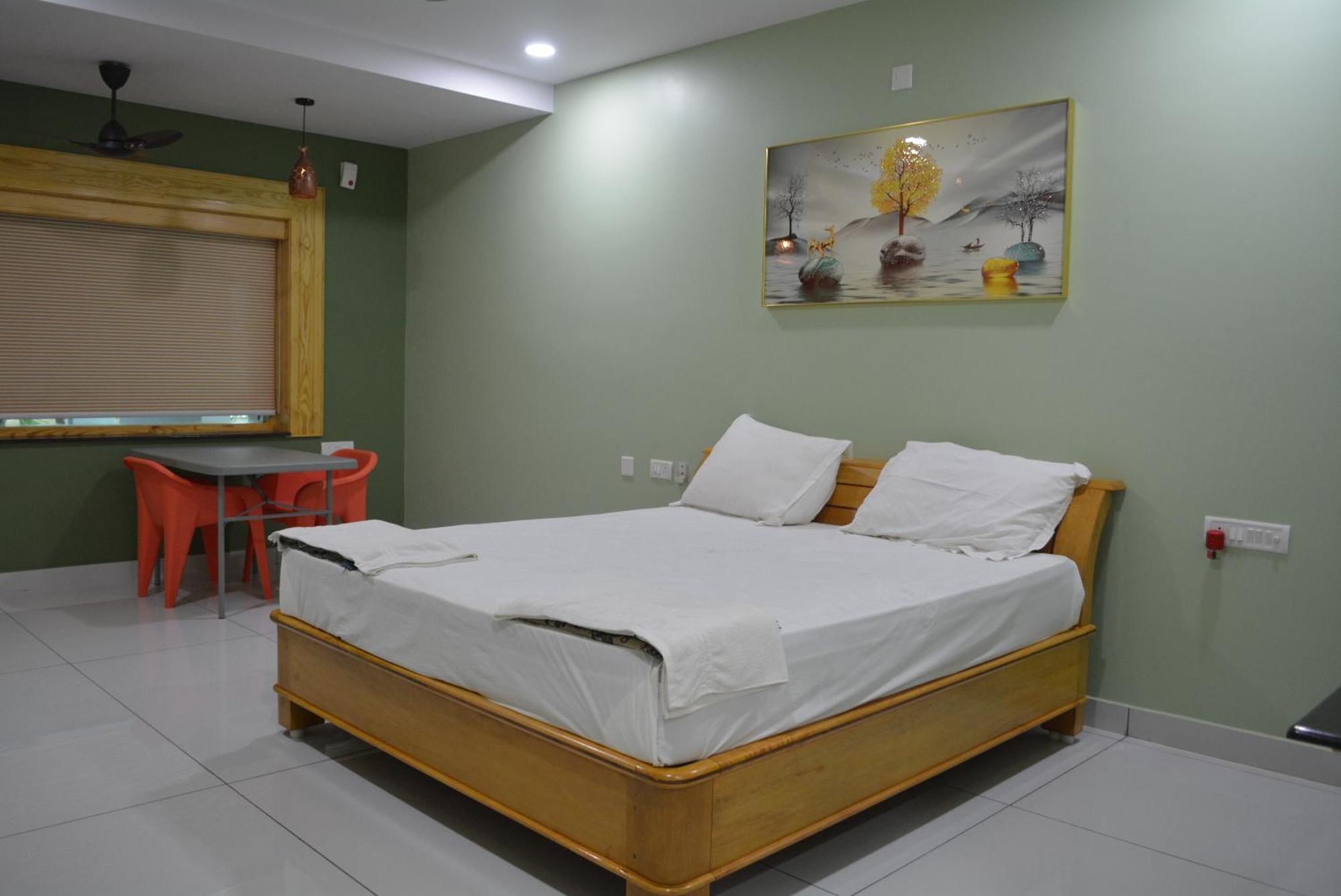 Yanam Resorts Exteriér fotografie