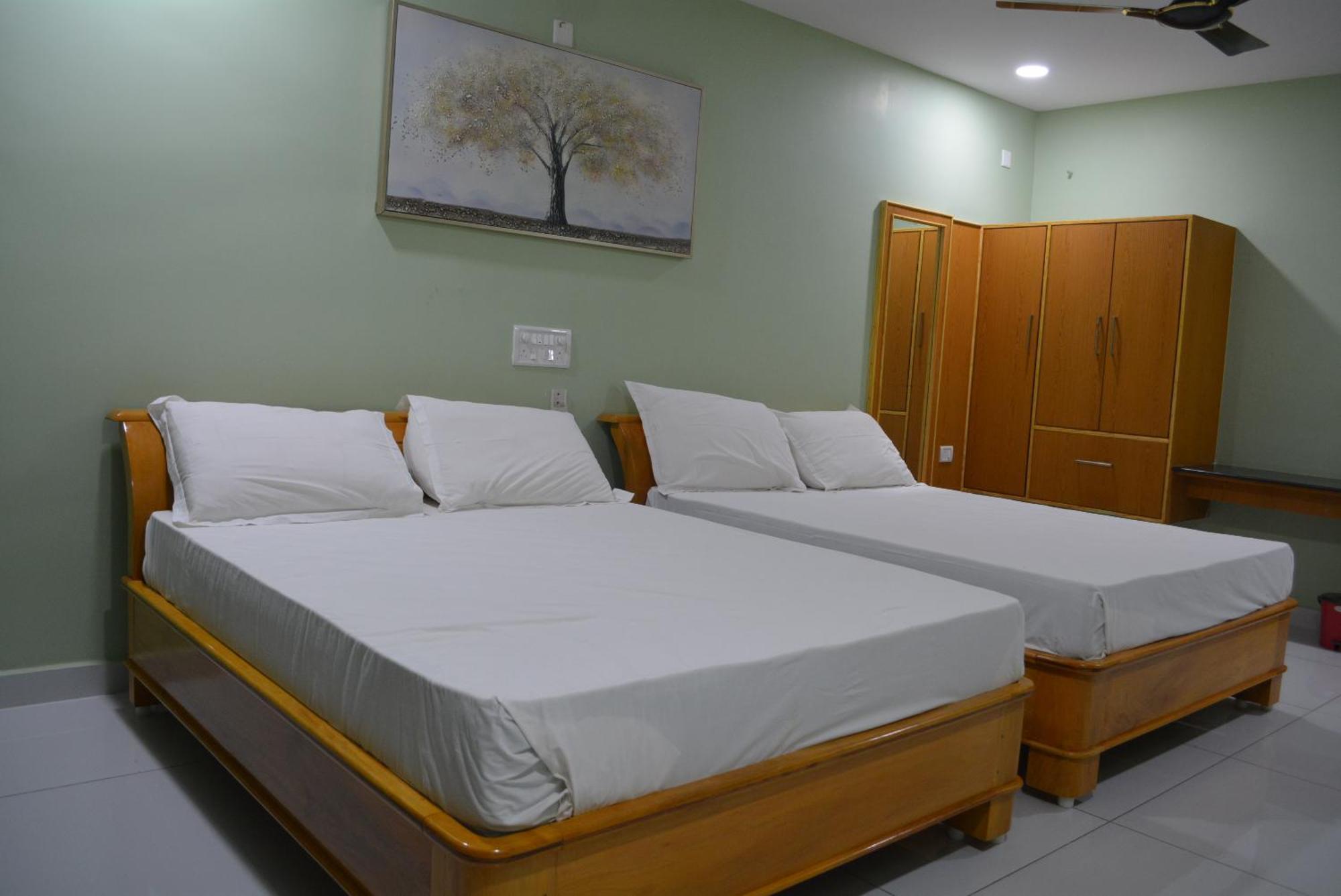Yanam Resorts Exteriér fotografie