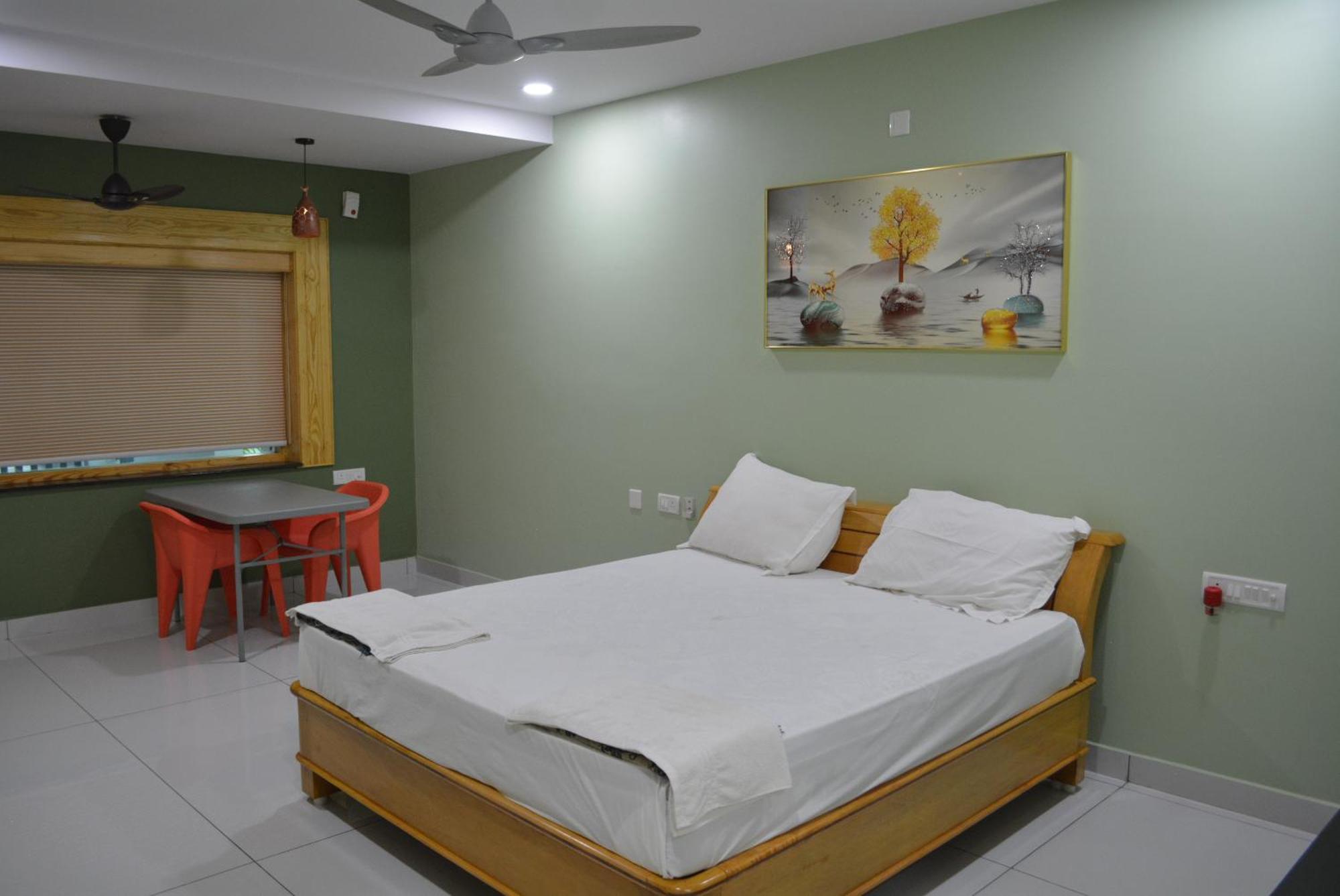 Yanam Resorts Exteriér fotografie